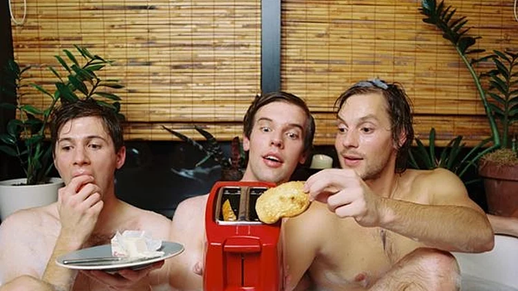 Menomena מנומנה