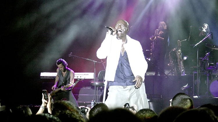 סיל באמפי רעננה