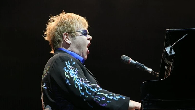 אלטון ג'ון בהופעה בישראל - יוני 2010