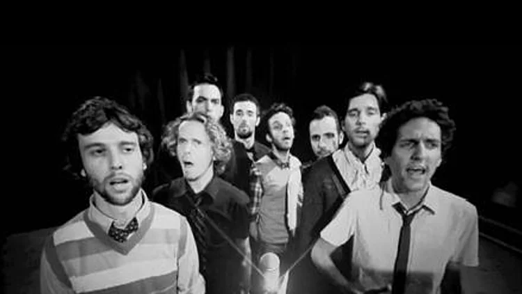 להקות המועדון והחדשות בקליפ לקאבר לשיר "זה אני" של אייל גולן