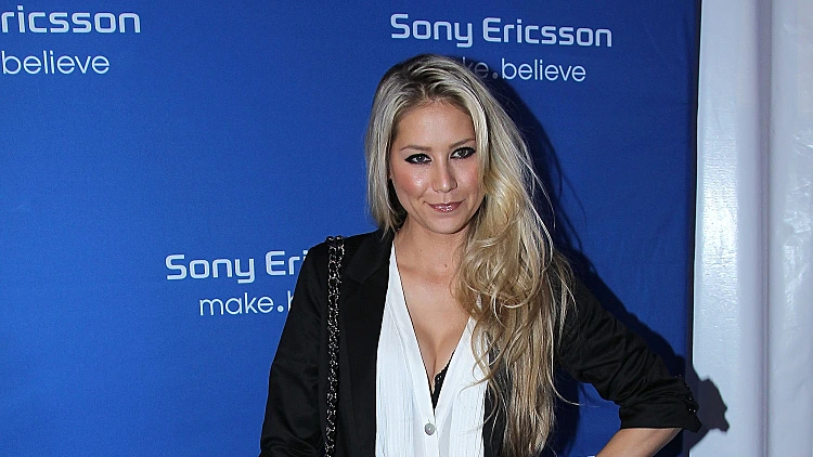 אנה קורניקובה