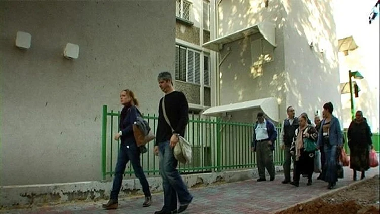 מתוך "מוסר השילומים - סוף המסע"