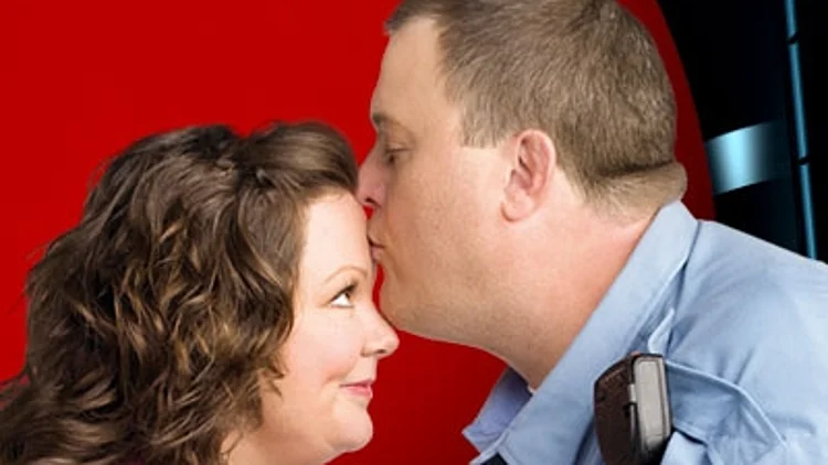 מליסה מקארת'י ובילי גארדל ב"מייק ומולי"