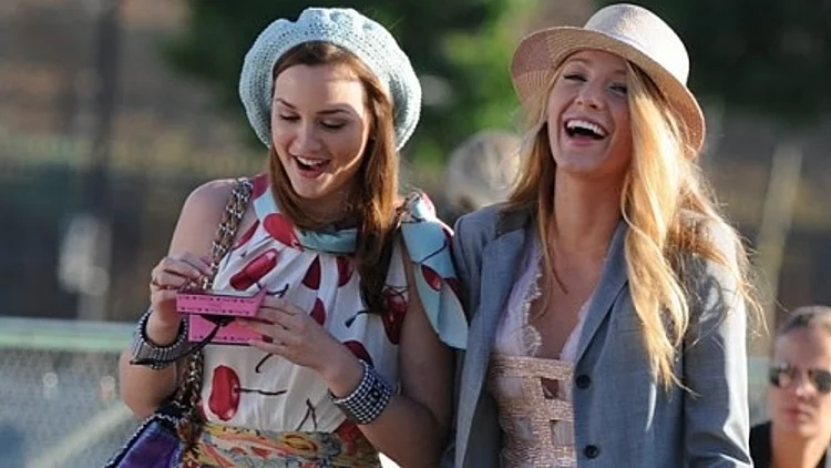 "אחת שיודעת" עונה 4