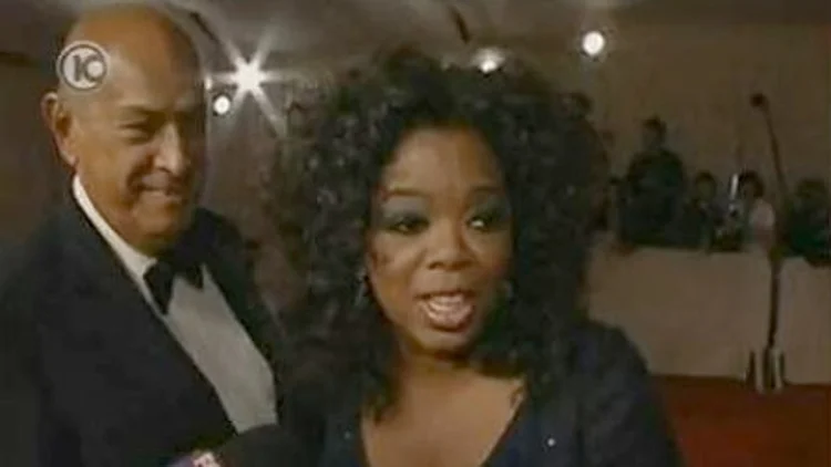 אופרה ווינפרי הציגה את אחותה למחצה