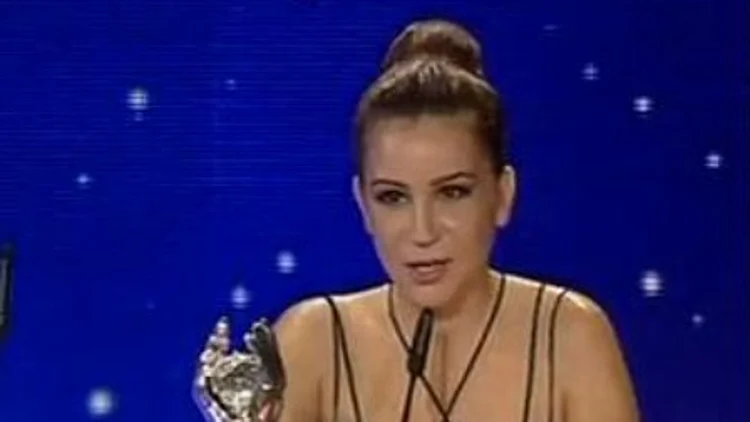 יעל פוליאקוב בטקס פרסי האקדמיה לטלוויזיה