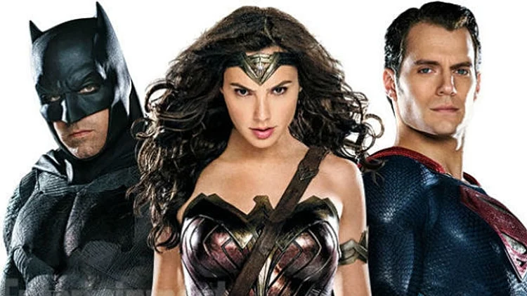 גל גדות, בטמן, סופרמן, וונדר וומן