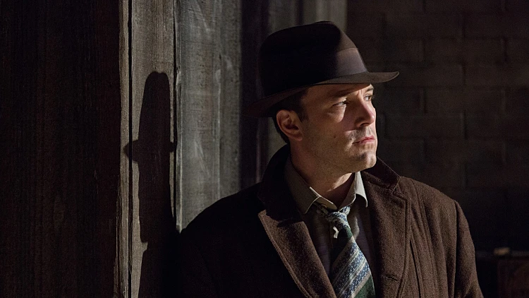 "חי את הלילה"