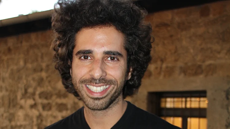 השקת צחוק מעבודה