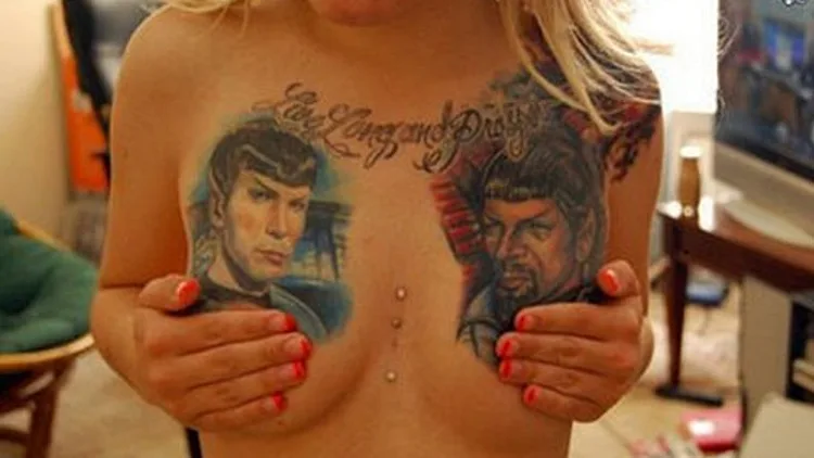 ספוק מתהפך בקברו: קעקועי "מסע בין כוכבים" הטובים ביותר