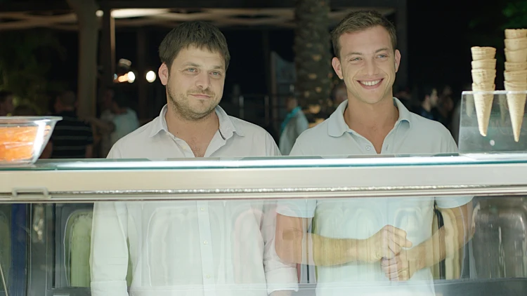 אוהד קנולר ועוז זהבי מתוך הסרט "הסיפור של יוסי"