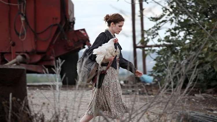 הגר בן אשר בסרט "הנותנת"