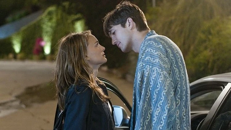 אשטון קוצ'ר ונטלי פורטמן ב"קשר לא מחייב"