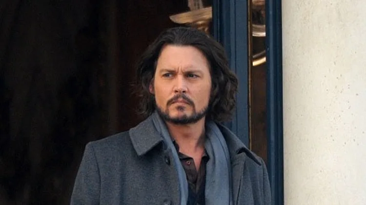 ג'וני דפ ב"התייר"