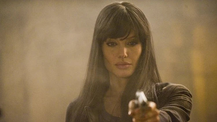 אנג'לינה ג'ולי ב"סולט"