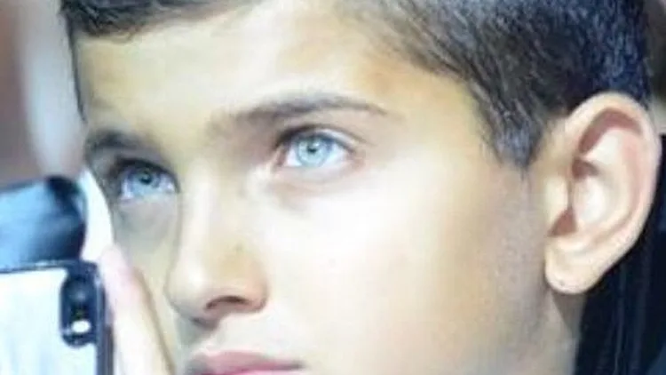 אייל גולן מברך את בנו ליאם