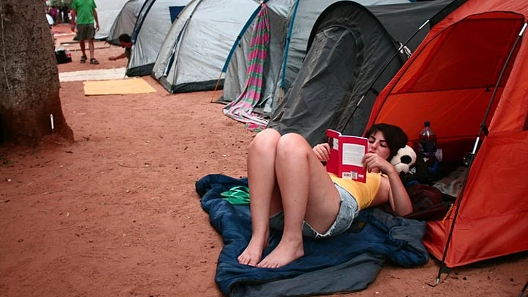 ספרים במאהל המחאה