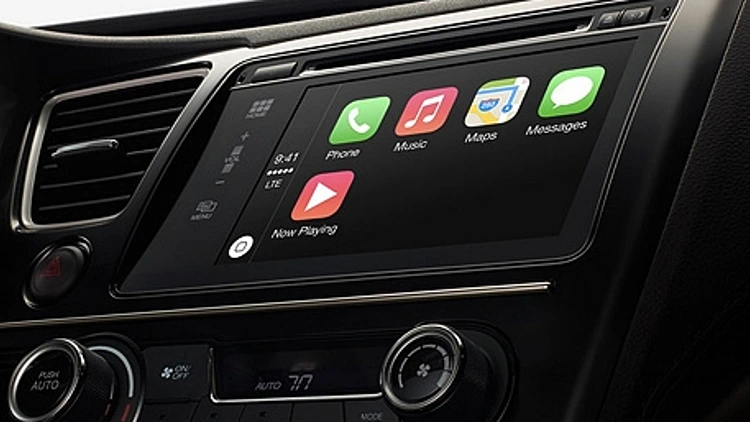 פלטפורמת שליטה ב-iOS לרכב