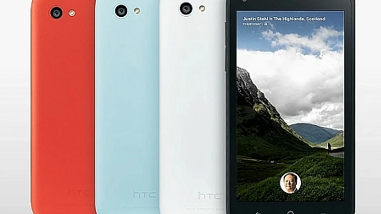 סמארטפון של HTC שמגיע עם Facebook Home