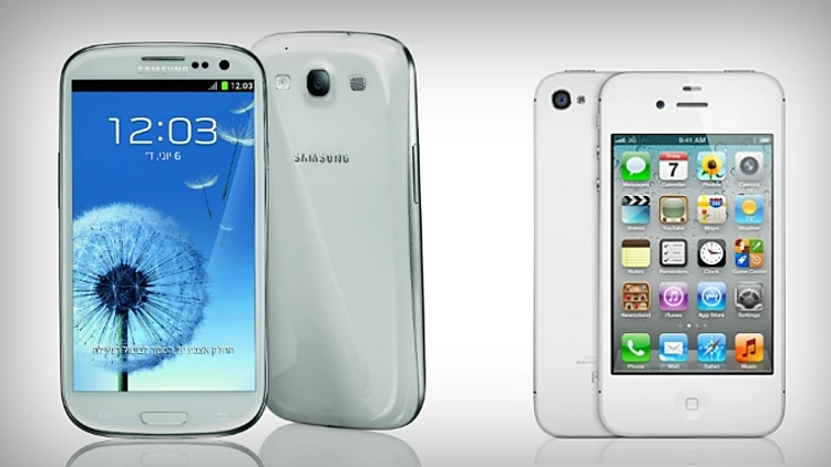 אייפון 4S מול גלקסי S3