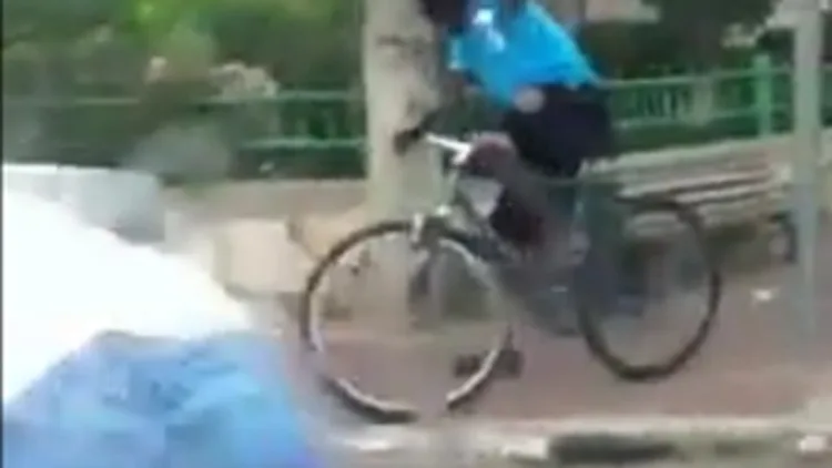 שגיא דופק ביצה לסודני - תגובות פייסבוק