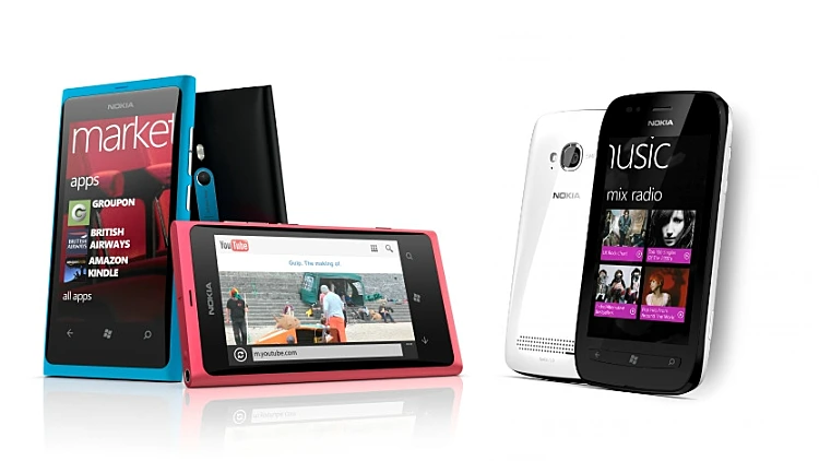 נוקיה LUMIA 800 ו-LUMIA 710