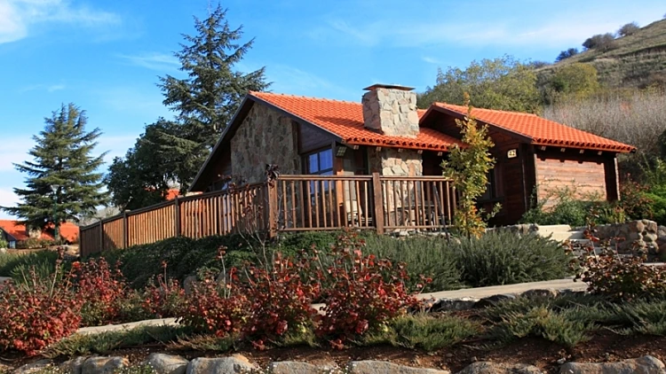 צימר בכפר נופש מרום גולן