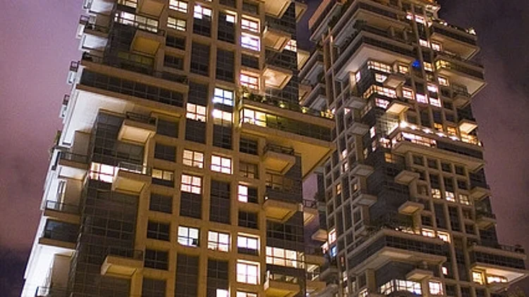 פרוייקט סוף שנה - מגדלי יוקרה