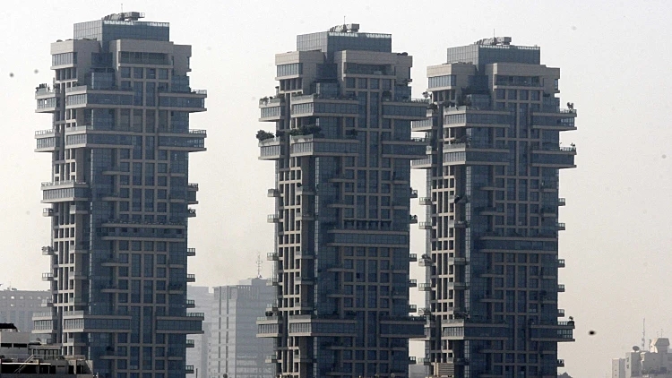 מגדלי אקירוב בתל אביב