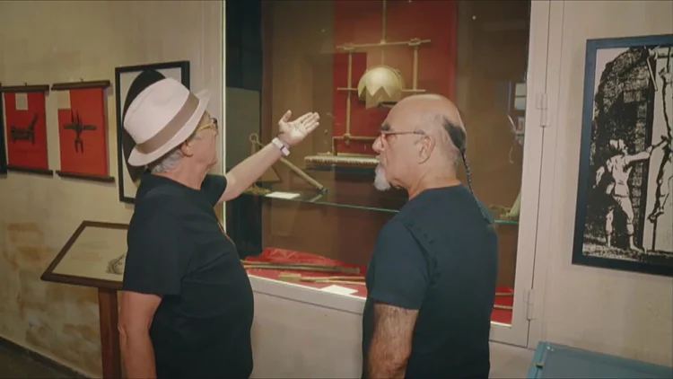 גידי ואהרוני בסיור באינקווזיציה