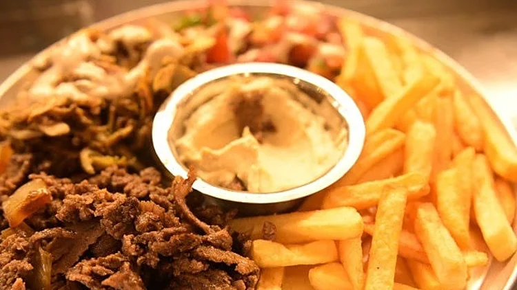 הגזמתם באכילה? כך תפצו ביום שאחרי בעזרת 9 טריקים שתמיד עובדים