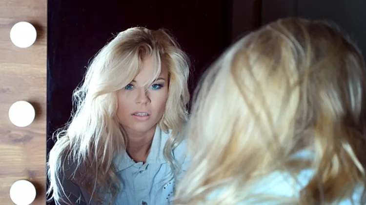 להלחם בשלכת: שיער שופע לאורך זמן