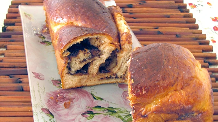 עוגות שמרים רכות עם שוקולד