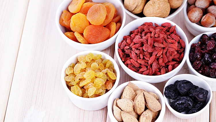 פירות יבשים