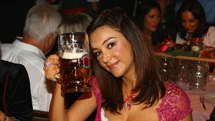 שמה של הבחורה Verona Pooth