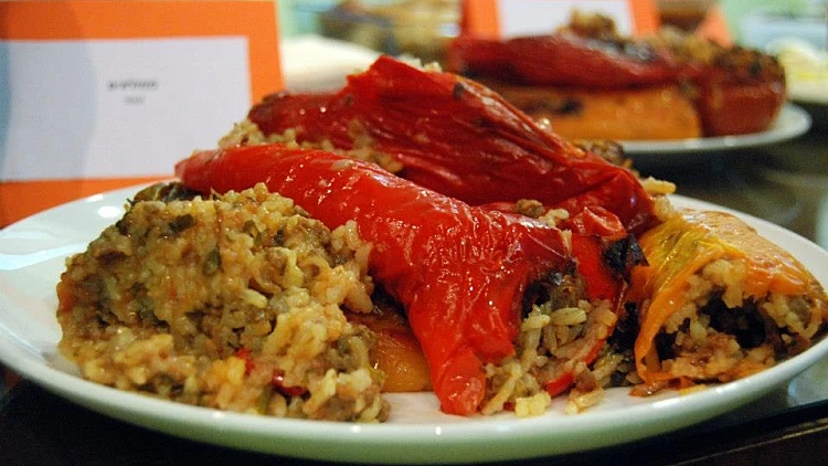 מתכון לפלפלים ממולאים של סבתא סטלה