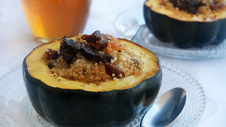 דלעת ערמונים במילוי קוסקוס ובשר