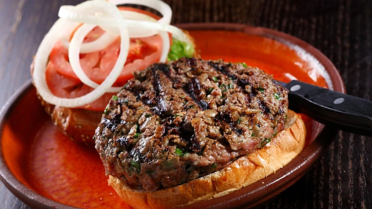 המבורגר של מסעדת אוונגארד