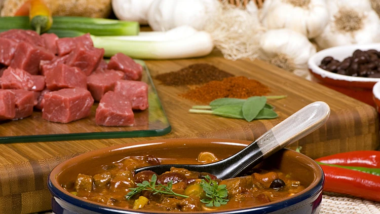 תבשיל פרסי - תבשיל לוביה עם בשר