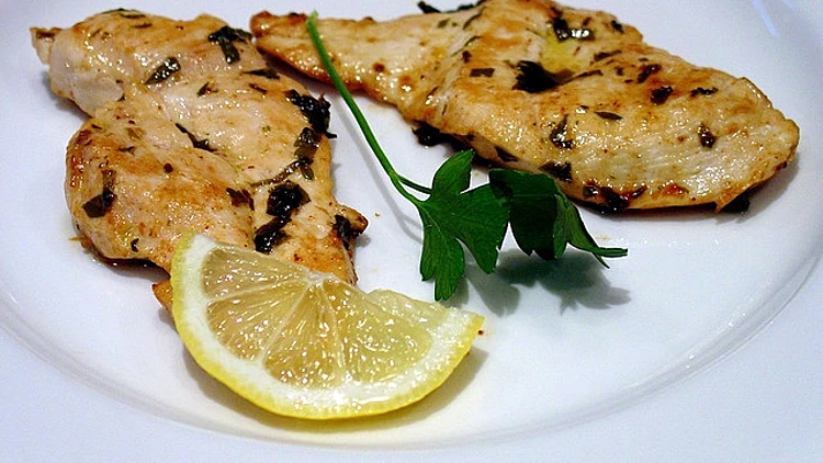 חזה עוף עם פלח לימון