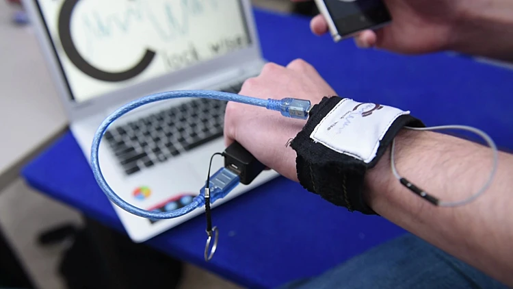 שעון מעורר ביולוגי