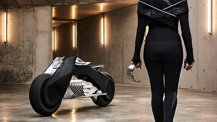 BMW מציגה את אופנוע העתיד שלה