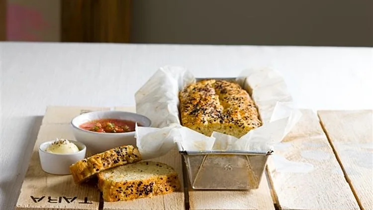 לחם גבינות עם קצח