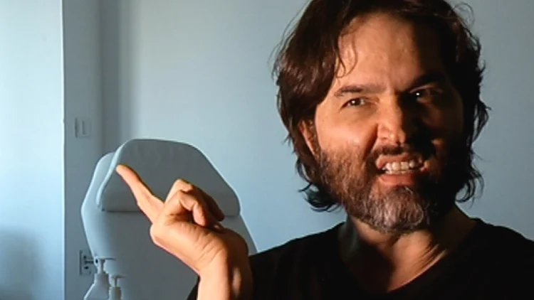 מאוריציו דה מאיו, מנתח פלסטי ברזילאי