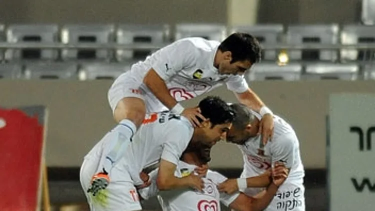 בני יהודה ניצחה את סנט ג'וליה 0:2 בחוץ