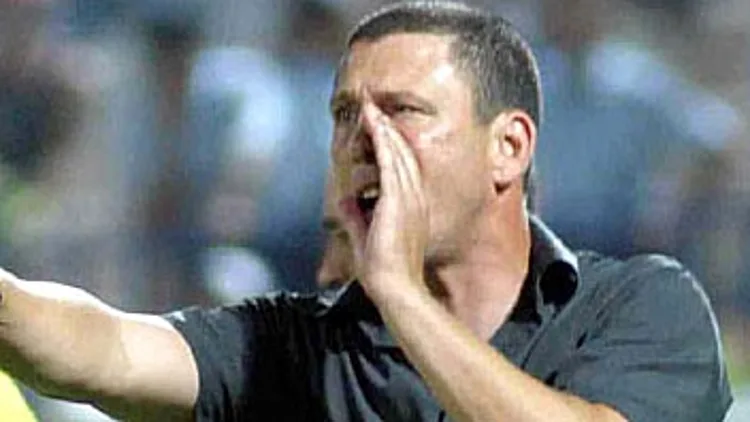 קלינגר צועק בזמן משחק