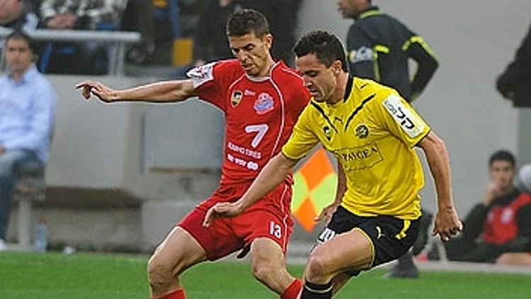 חלוץ מכבי תל אביב מול הפועל חיפה
