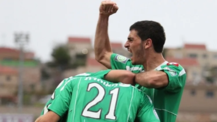 אזולאי חוגג את הניצחון על עכו