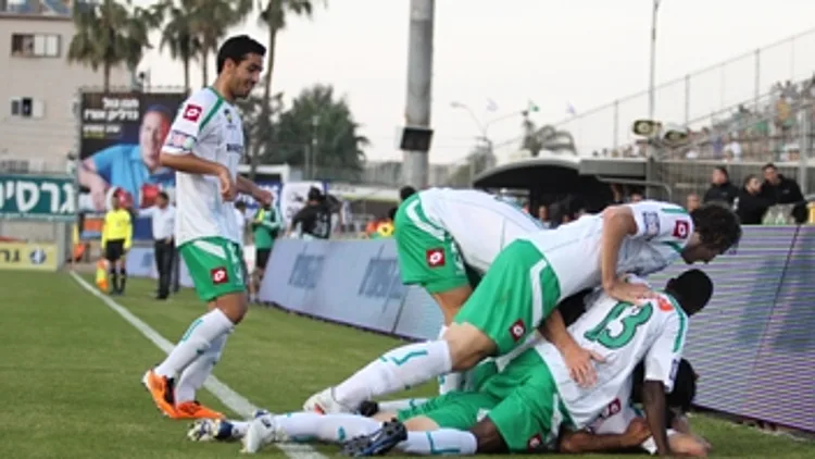 שחקני חיפה וגגים מול אשקלון