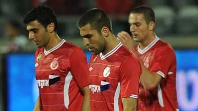 שחקני הפועל תל אביב מבואסים